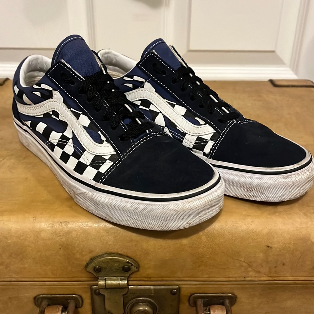 VANS Old Skool Checkerboard size 8 women’s 6.5 men’s great condition